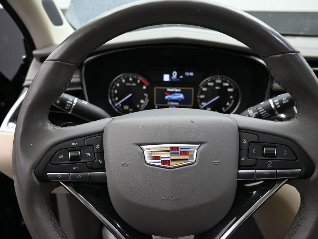 used 2021 Cadillac XT6 car, priced at $27,599