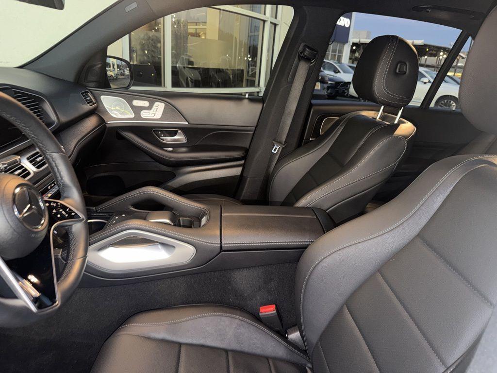 used 2025 Mercedes-Benz GLE 450e car, priced at $63,998