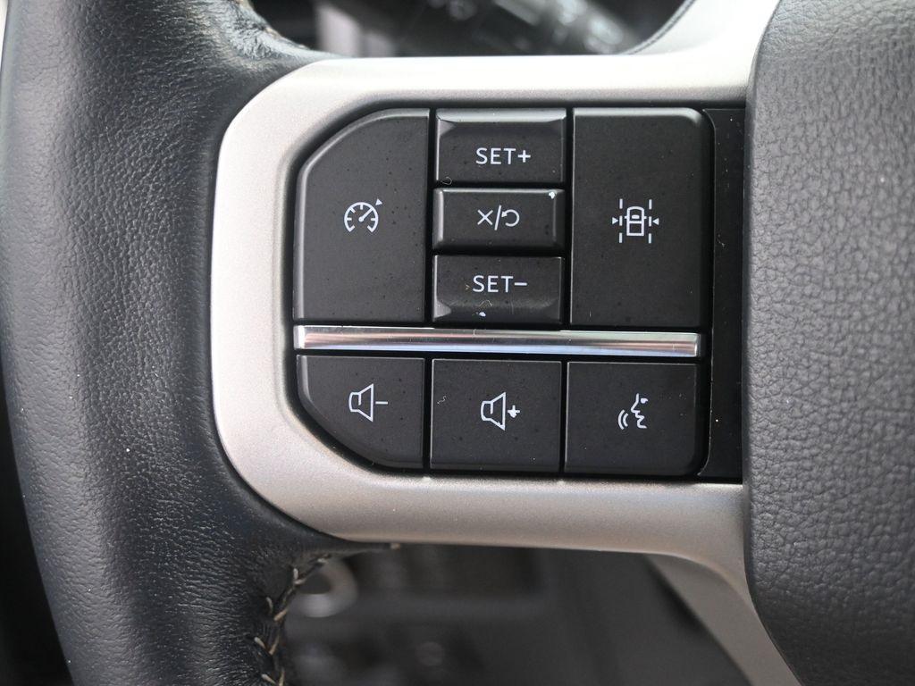 used 2022 Ford Expedition car, priced at $37,998