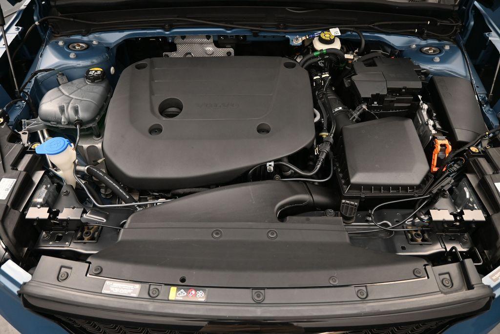used 2023 Volvo XC40 car, priced at $32,998