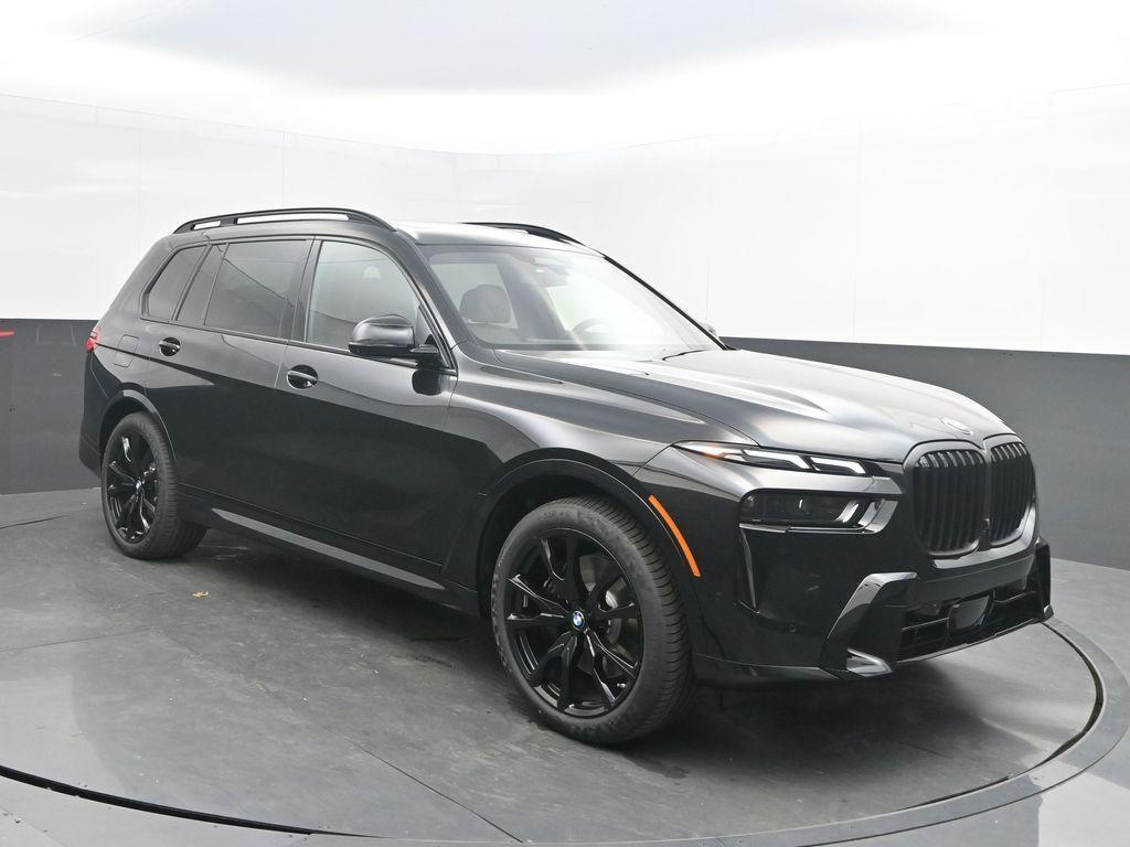 new 2026 BMW X7 car, priced at $101,110