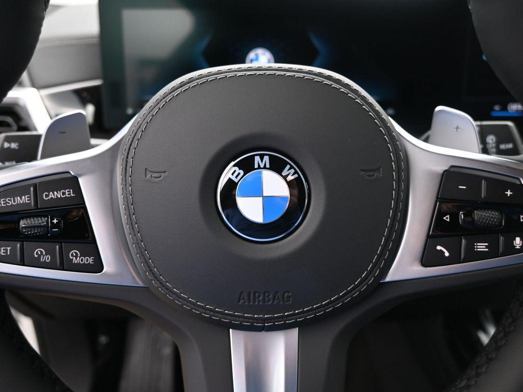 new 2026 BMW X7 car, priced at $100,555