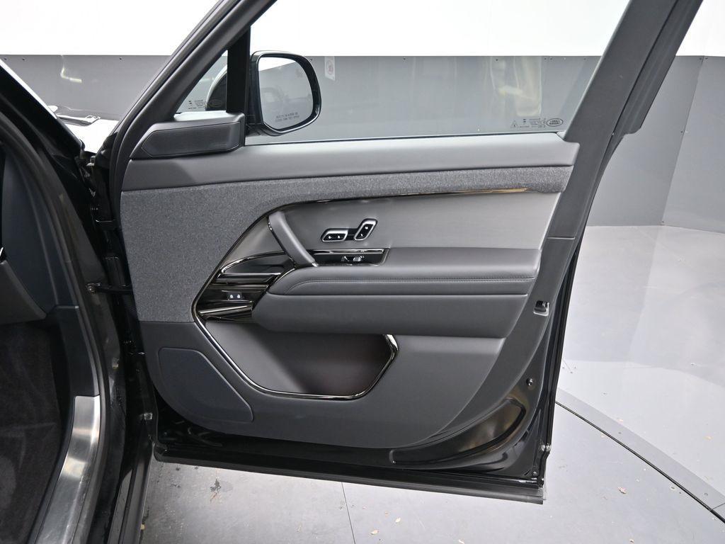 used 2024 Land Rover Range Rover Sport car, priced at $80,898