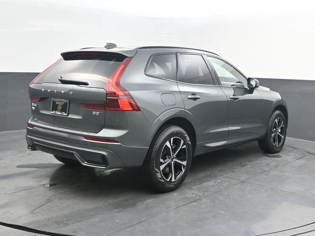 new 2026 Volvo XC60 car, priced at $52,035