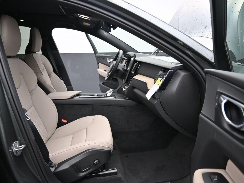 new 2026 Volvo XC60 car, priced at $52,035