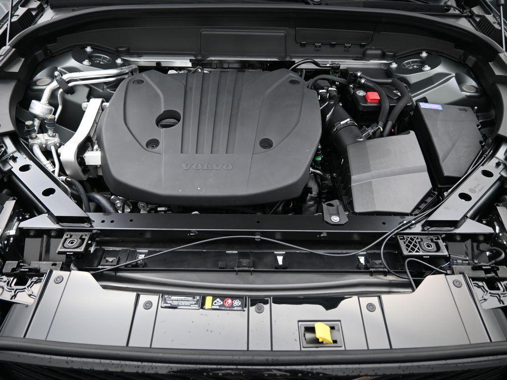 new 2026 Volvo XC60 car, priced at $52,035
