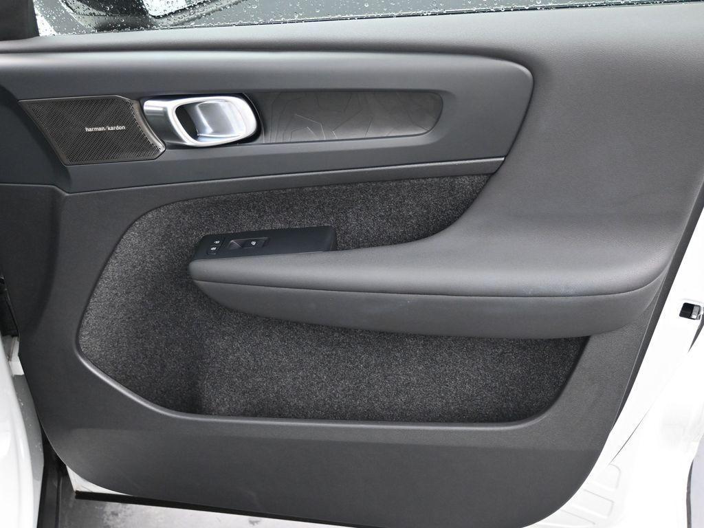 used 2023 Volvo XC40 Recharge Pure Electric car, priced at $29,998