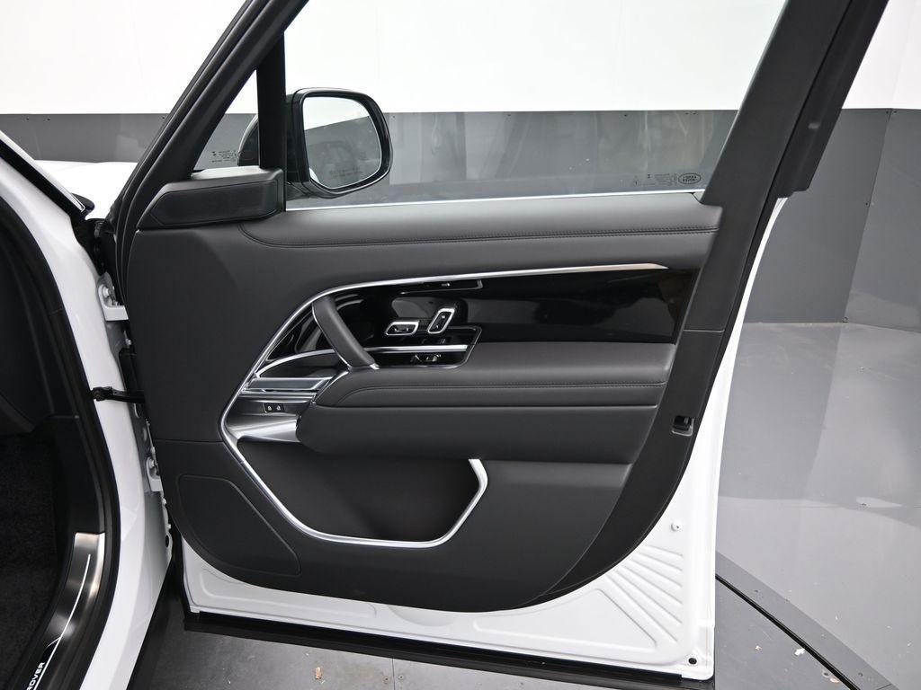 new 2025 Land Rover Range Rover car, priced at $140,005