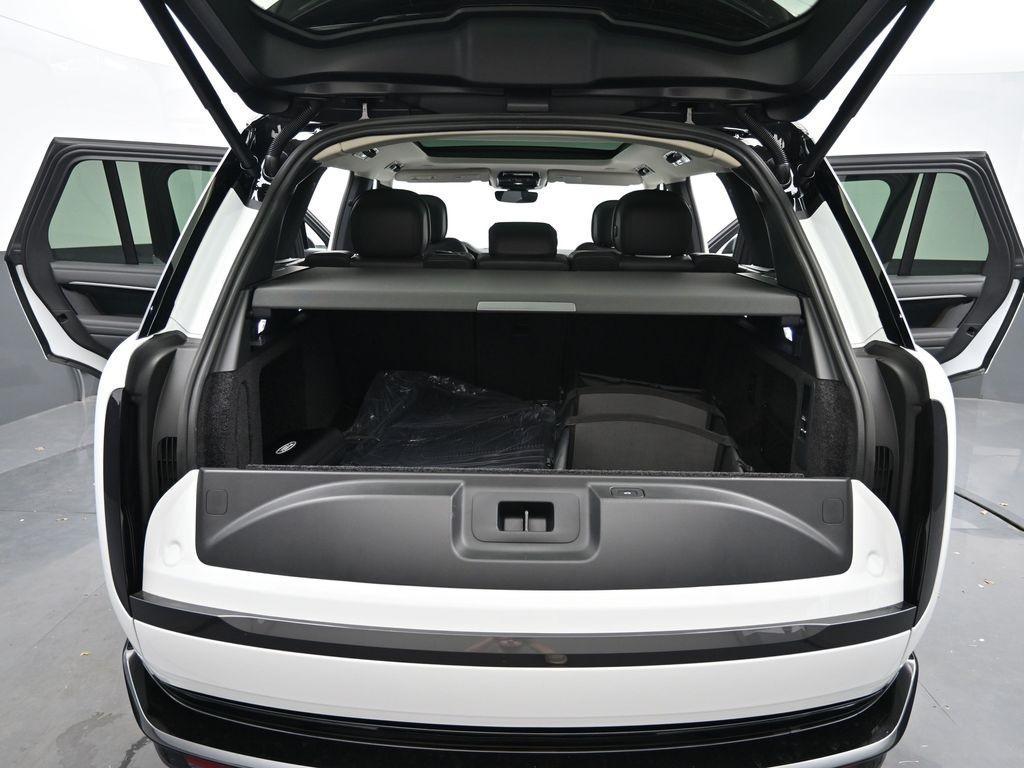 new 2025 Land Rover Range Rover car, priced at $140,005