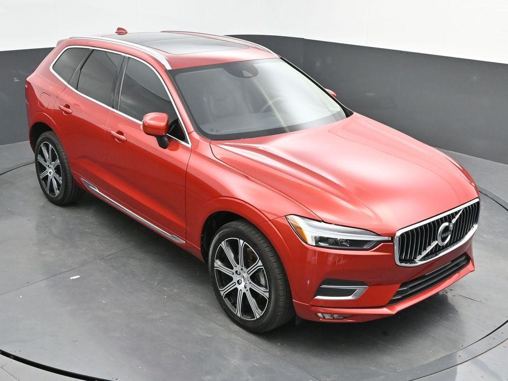 2021 Fusion Red Metallic Volvo XC60