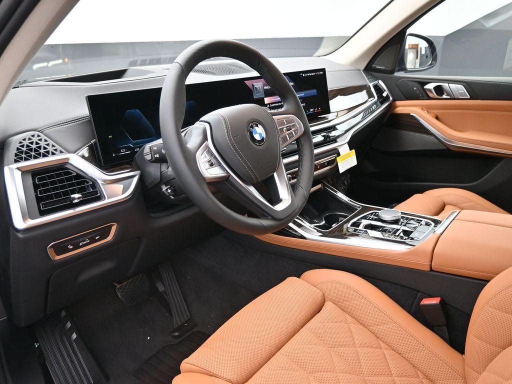 new 2026 BMW X7 car, priced at $97,710