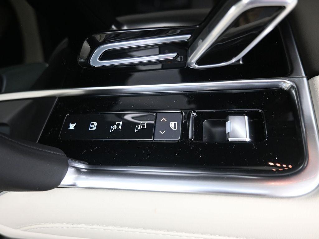 new 2025 Land Rover Range Rover car, priced at $158,650