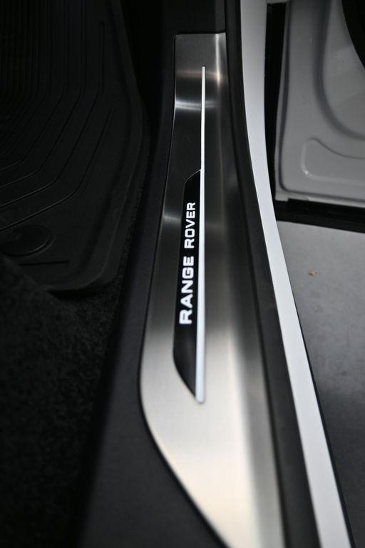 new 2025 Land Rover Range Rover car, priced at $157,670