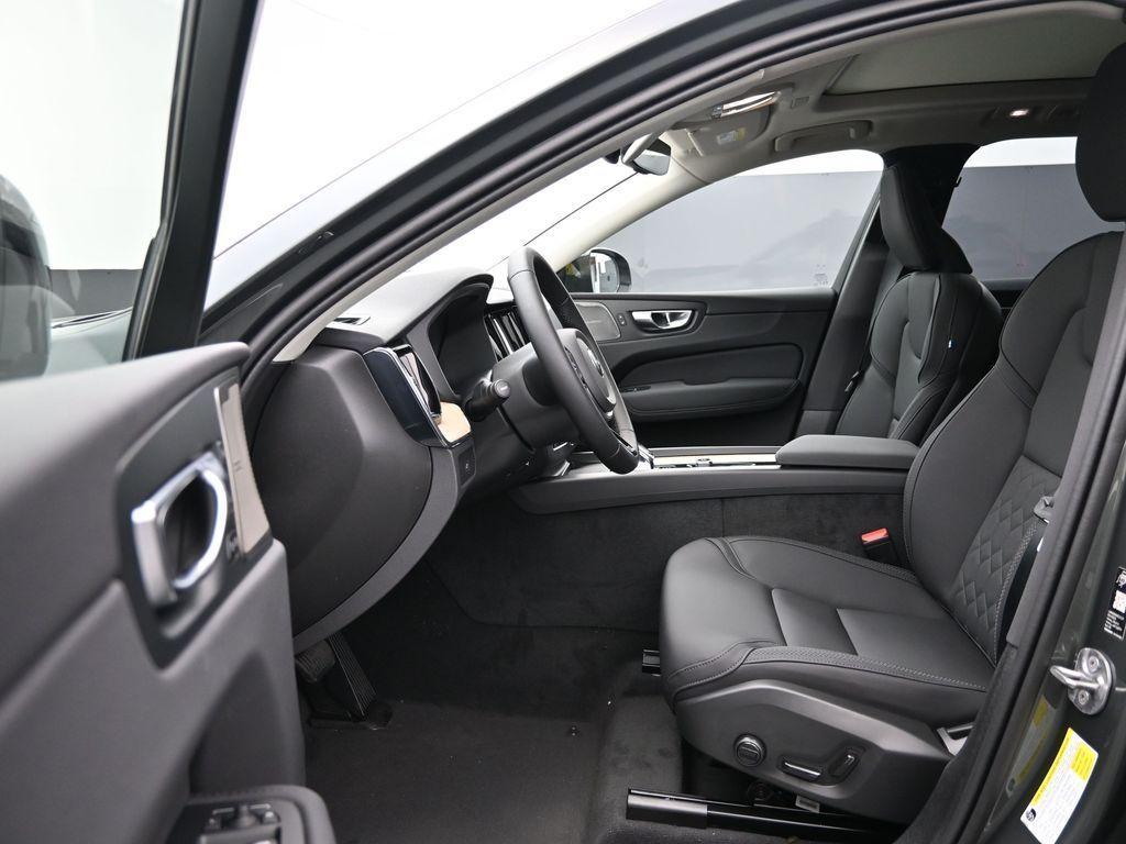 new 2026 Volvo XC60 car, priced at $58,235