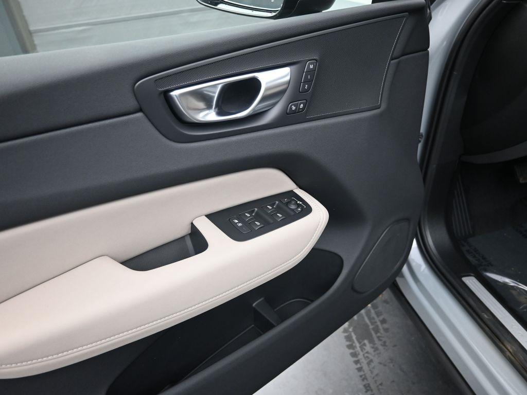 new 2026 Volvo XC60 car, priced at $57,985