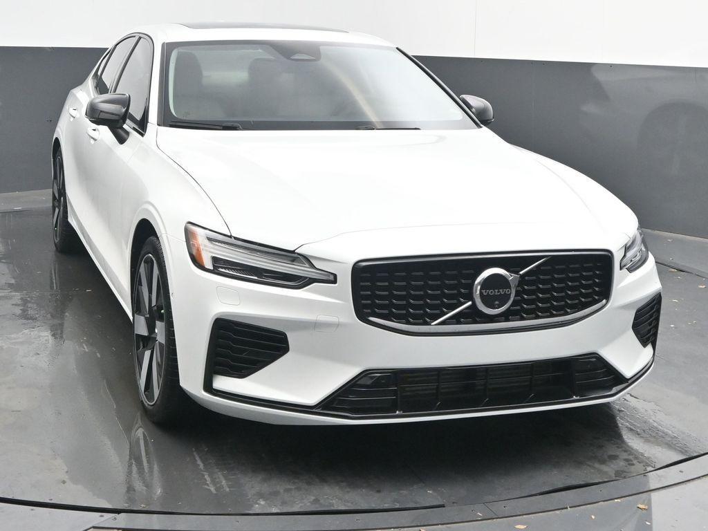 used 2024 Volvo S60 Recharge Plug-In Hybrid car, priced at $36,997