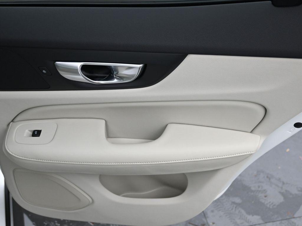 used 2024 Volvo S60 Recharge Plug-In Hybrid car, priced at $36,997