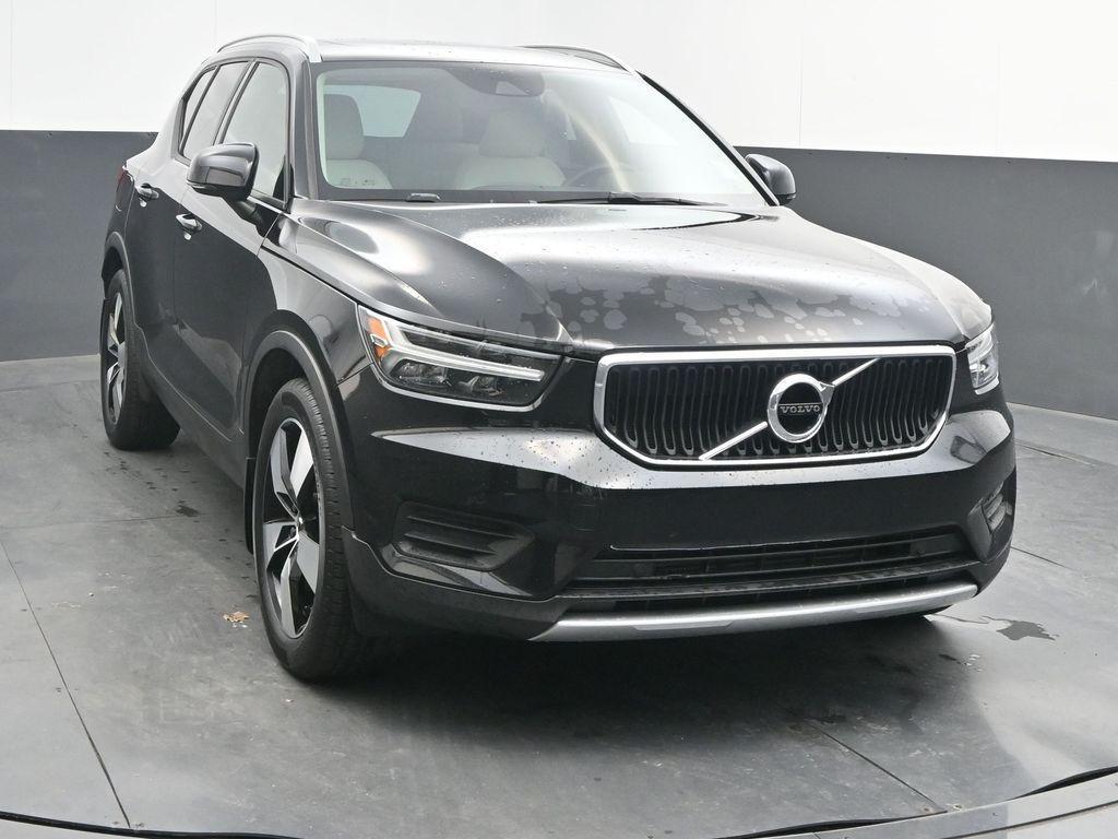 used 2020 Volvo XC40 car, priced at $21,998