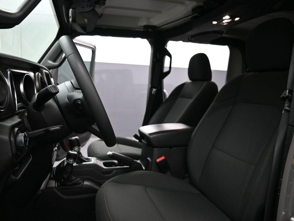 used 2023 Jeep Gladiator car, priced at $32,498