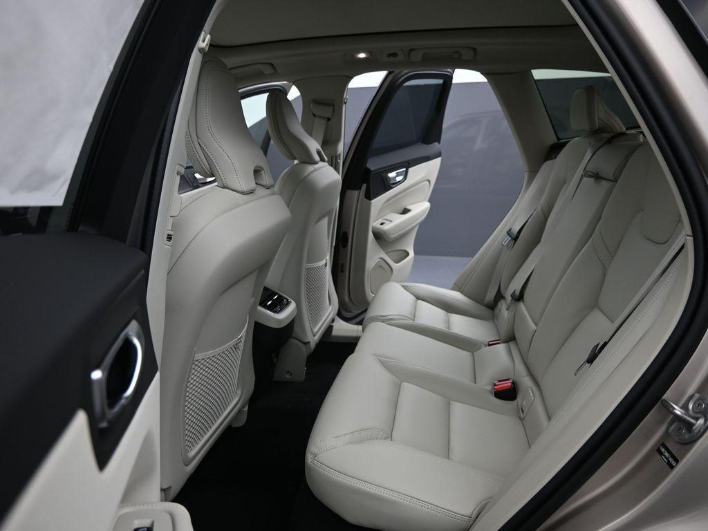 new 2026 Volvo XC60 car