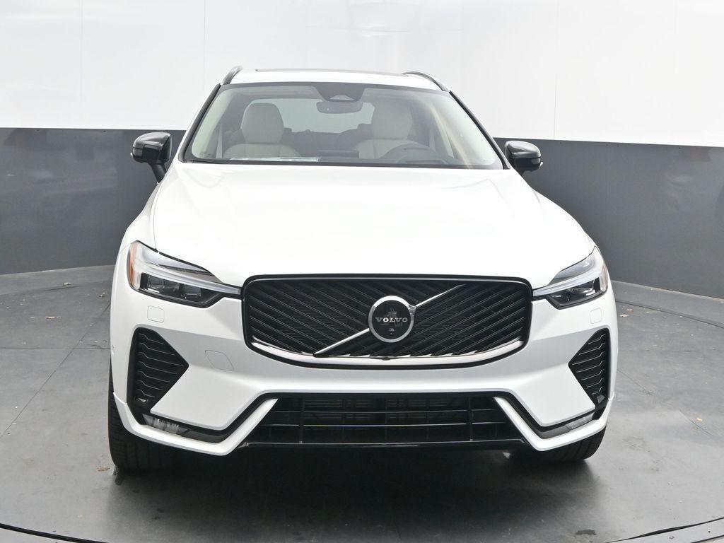 new 2026 Volvo XC60 car, priced at $65,080