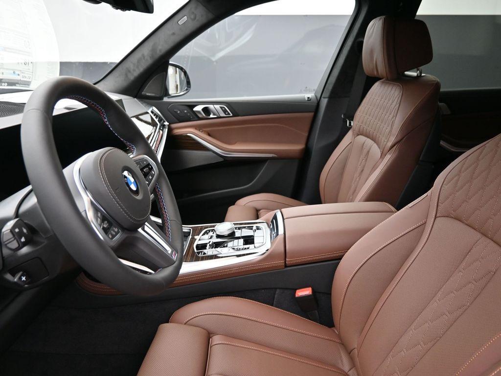 new 2026 BMW X7 car, priced at $124,235