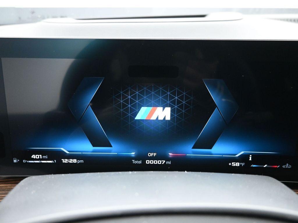 new 2026 BMW X7 car, priced at $124,235