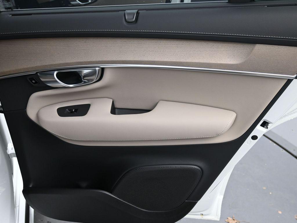 new 2026 Volvo XC90 car, priced at $75,155