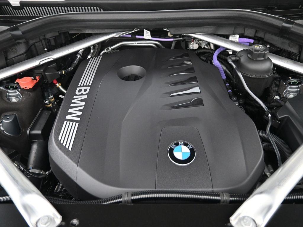 new 2026 BMW X7 car, priced at $98,485
