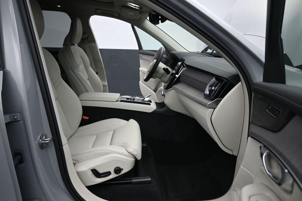 used 2026 Volvo XC90 car, priced at $63,996