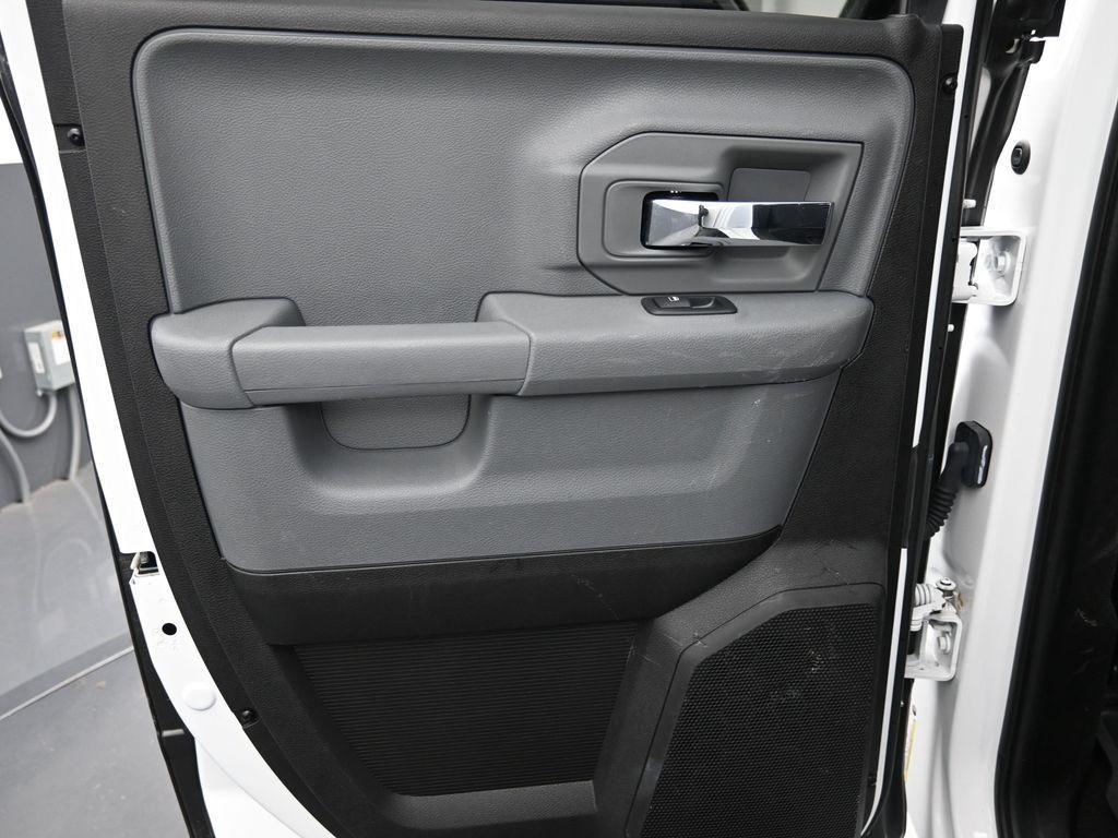 used 2019 Ram 1500 Classic car, priced at $21,599