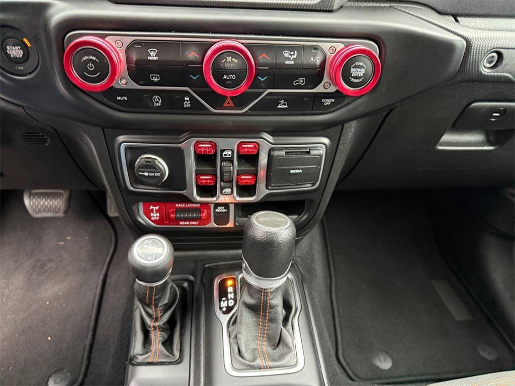 used 2021 Jeep Gladiator car, priced at $30,826