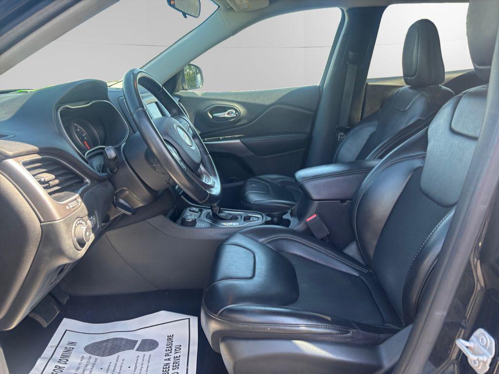 used 2019 Jeep Cherokee car, priced at $14,200
