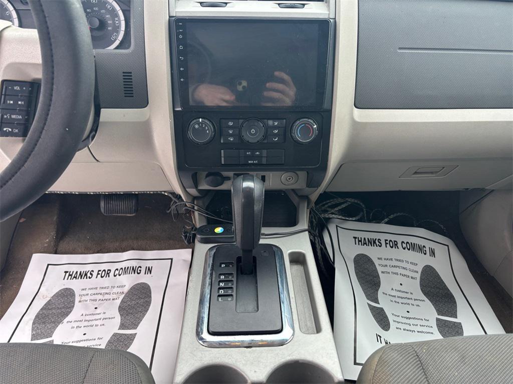 used 2009 Ford Escape car, priced at $6,000