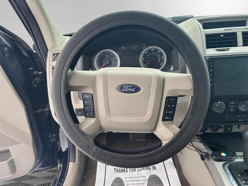 used 2009 Ford Escape car, priced at $6,000
