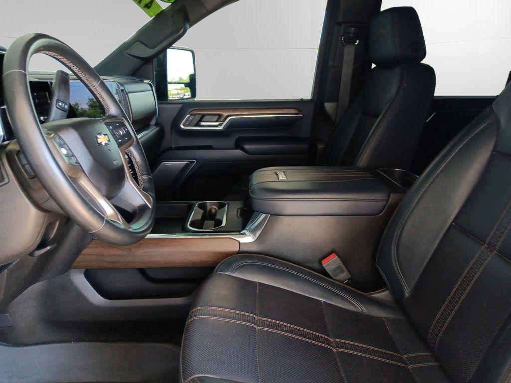 used 2024 Chevrolet Silverado 3500 car, priced at $61,900
