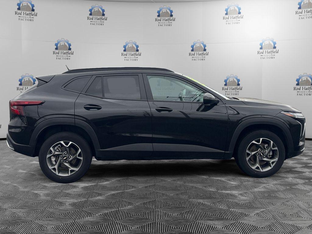 used 2025 Chevrolet Trax car, priced at $20,682