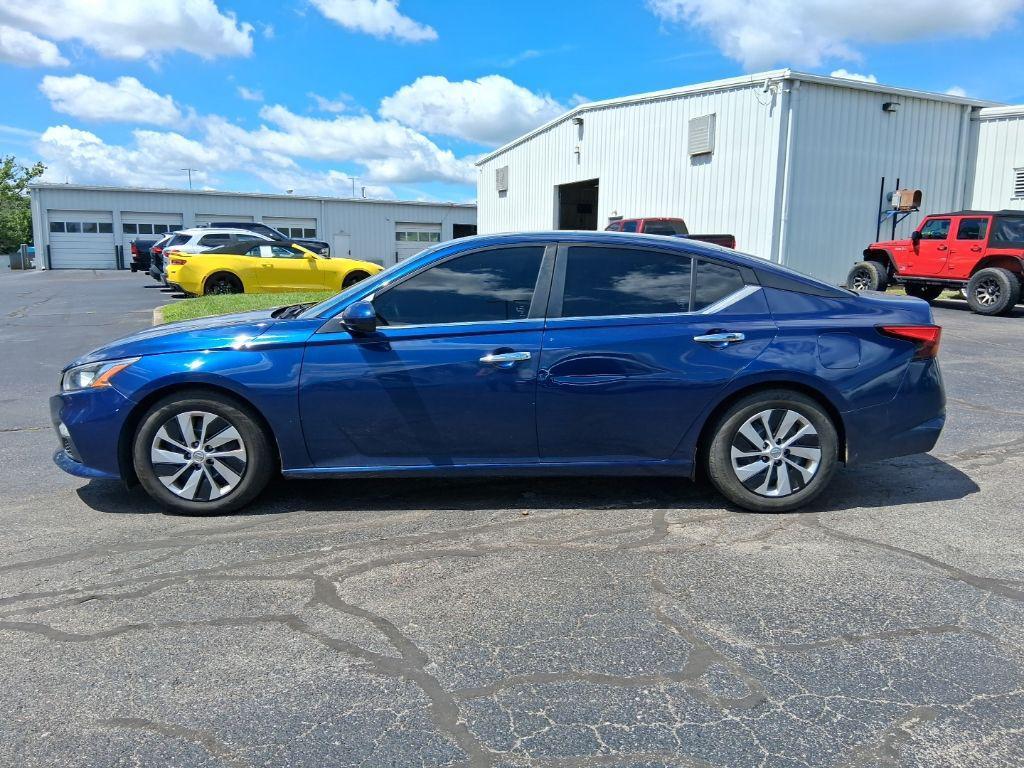 used 2020 Nissan Altima car, priced at $13,900