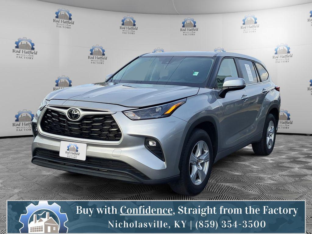 used 2023 Toyota Highlander car, priced at $28,499