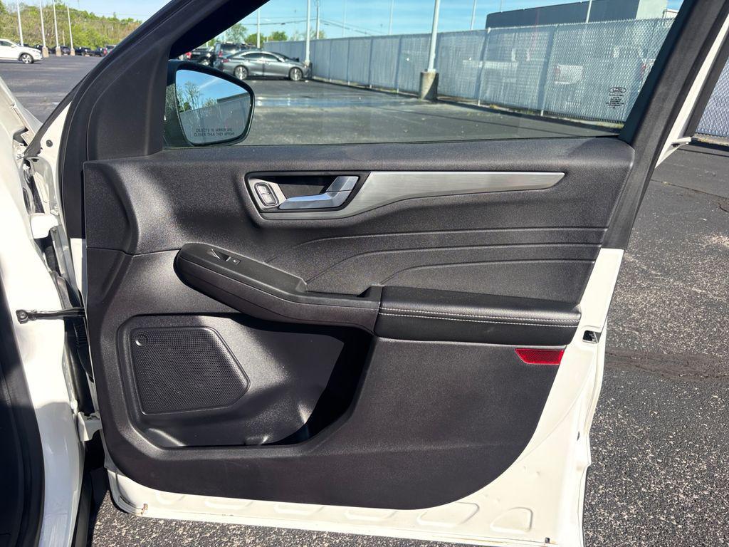 used 2022 Ford Escape car, priced at $24,179