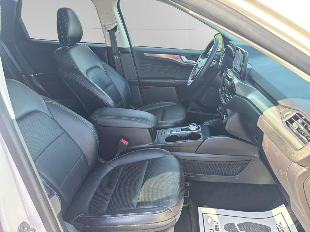 used 2022 Ford Escape car, priced at $24,179