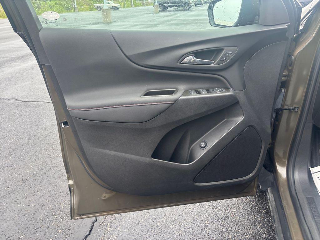 used 2023 Chevrolet Equinox car, priced at $24,699