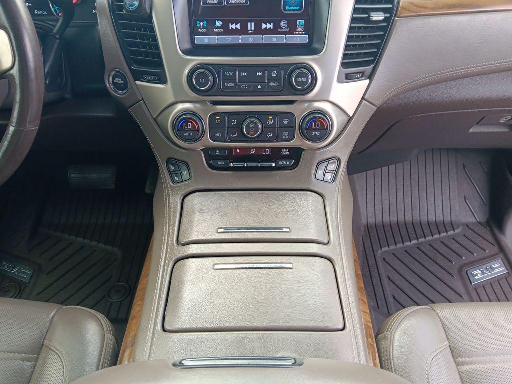 used 2019 GMC Yukon XL car, priced at $27,073