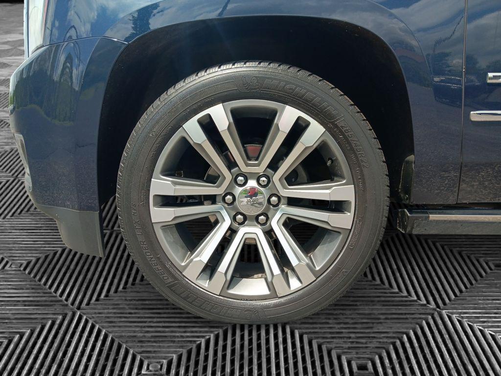 used 2019 GMC Yukon XL car, priced at $27,073