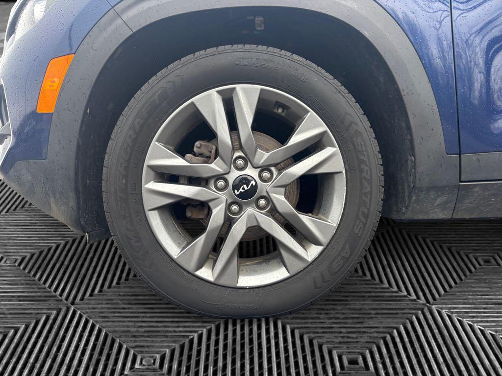 used 2022 Kia Seltos car, priced at $18,994