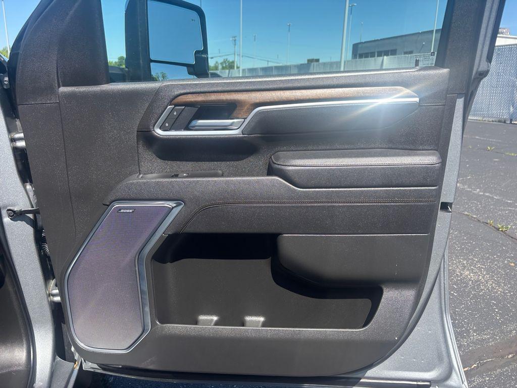 used 2025 Chevrolet Silverado 2500 car, priced at $76,253