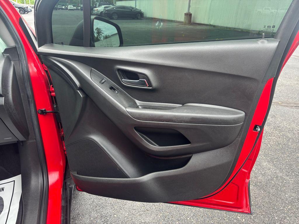 used 2020 Chevrolet Trax car, priced at $15,560
