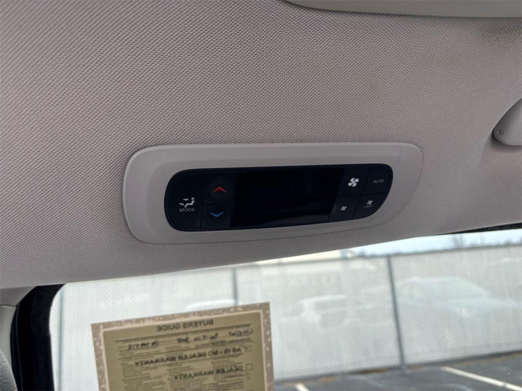 used 2018 Chrysler Pacifica car, priced at $14,545