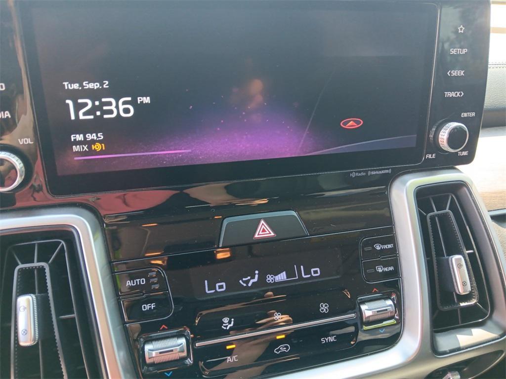used 2022 Kia Sorento car, priced at $24,377