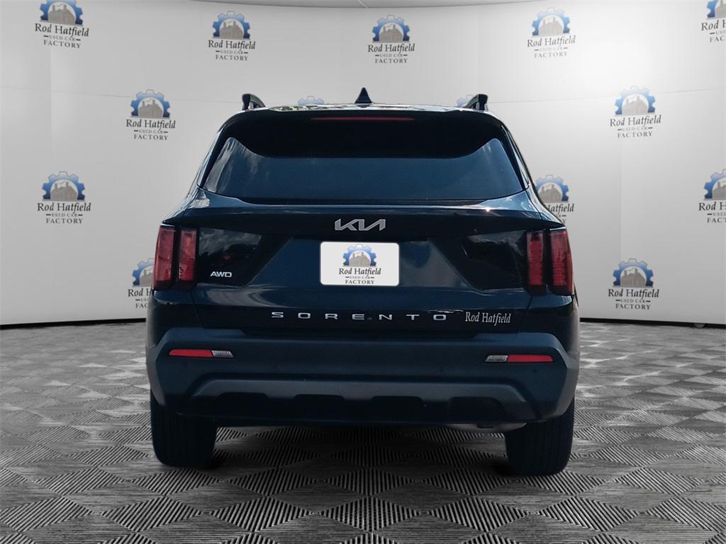 used 2022 Kia Sorento car, priced at $24,377